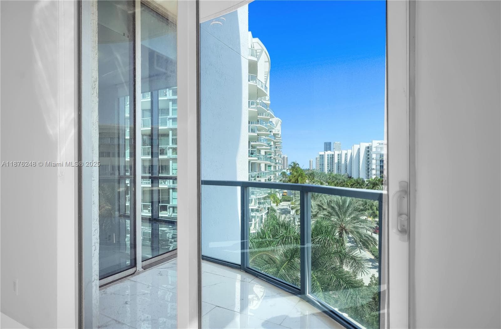 3029 NE 188th St # 625, Aventura FL 33180 — 19