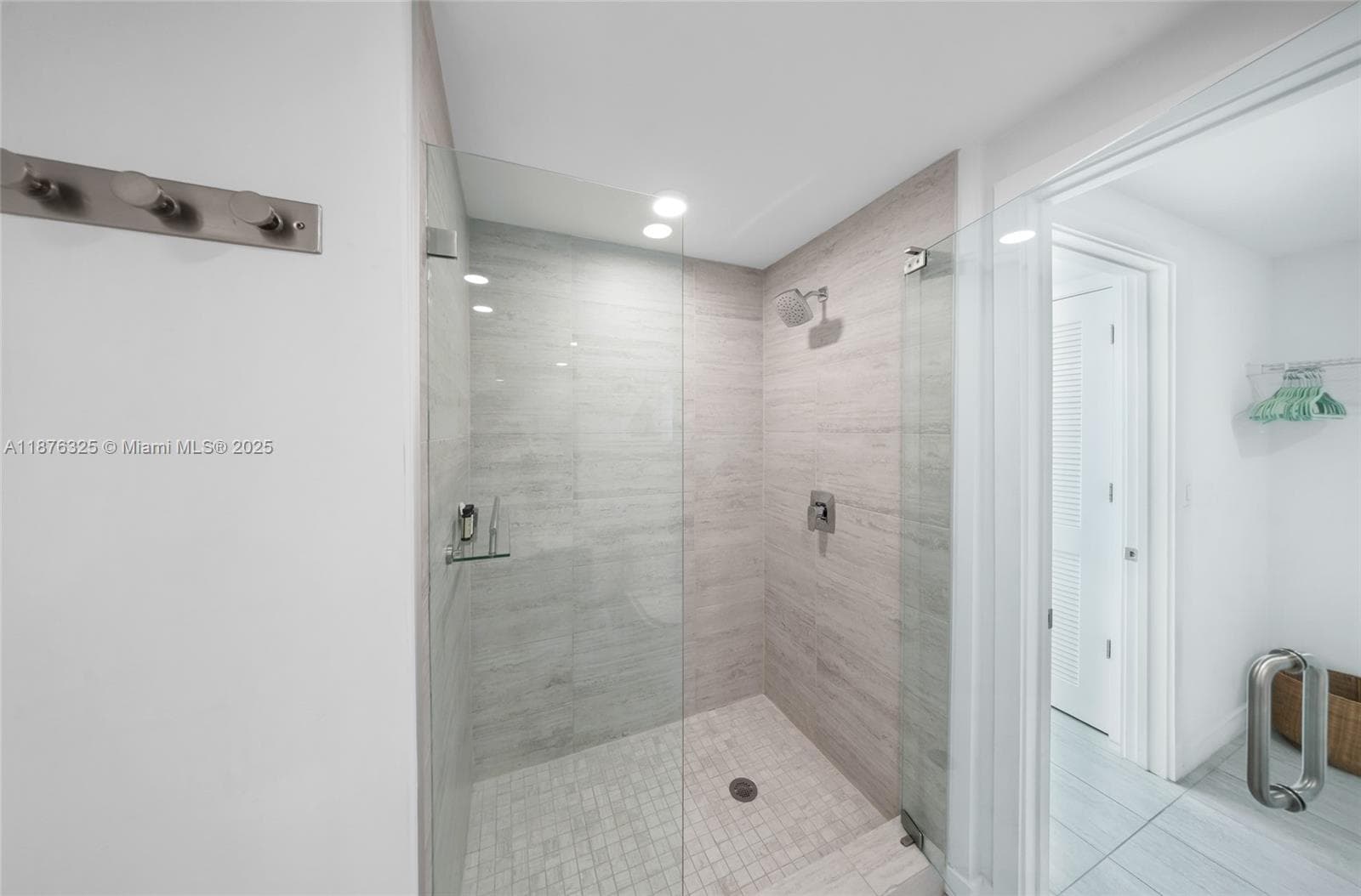 Quadro Condo, Miami, FL — 16