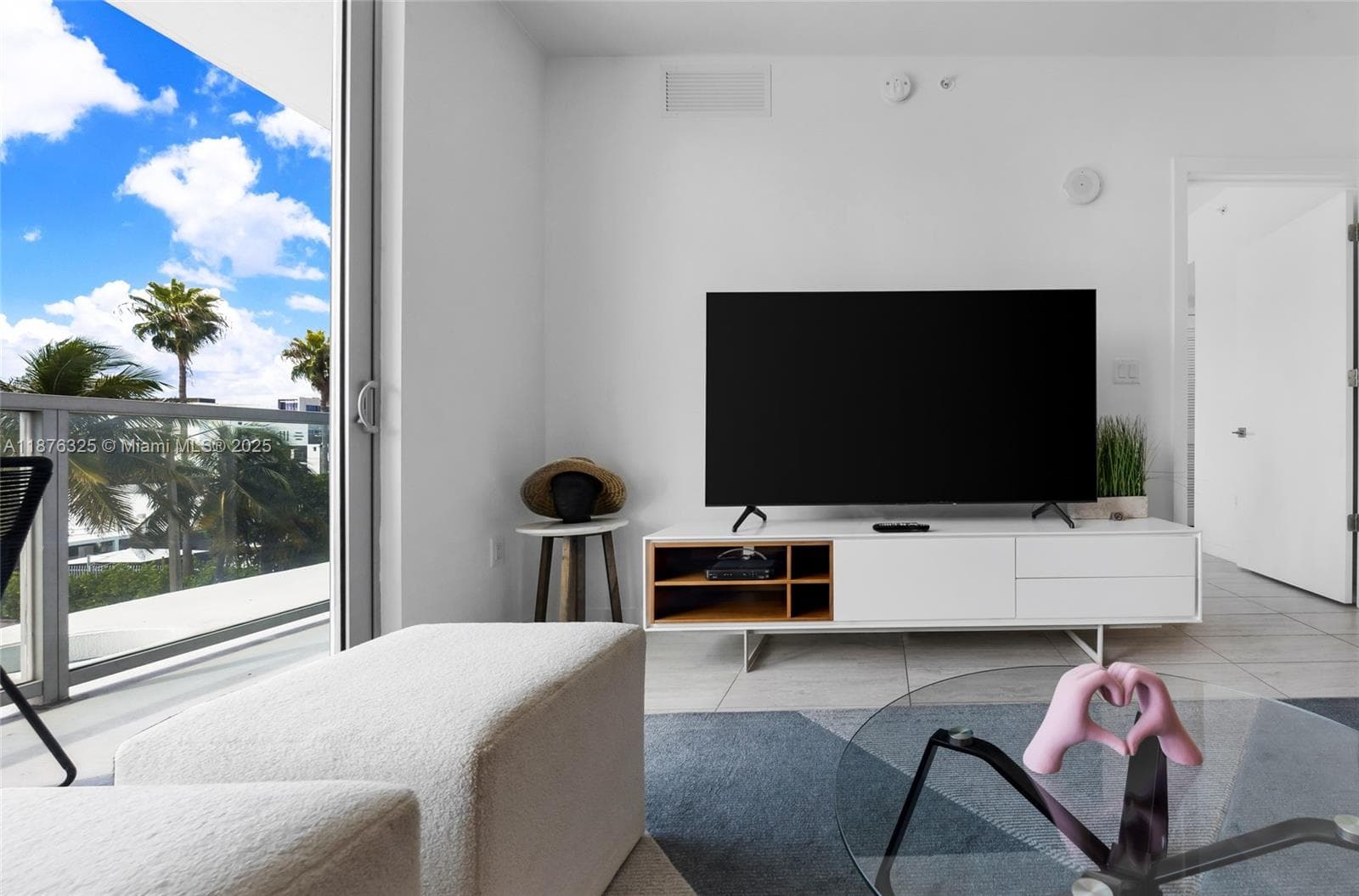 Quadro Condo, Miami, FL — 7