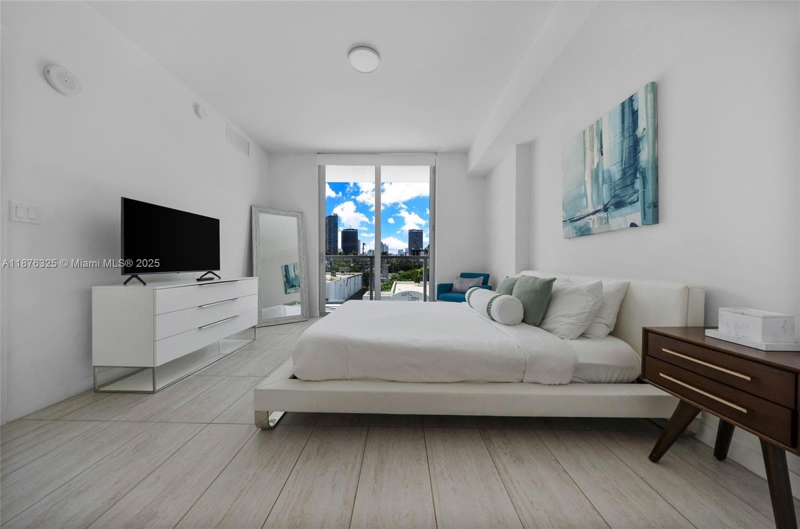 Quadro Condo, Miami, FL — 10