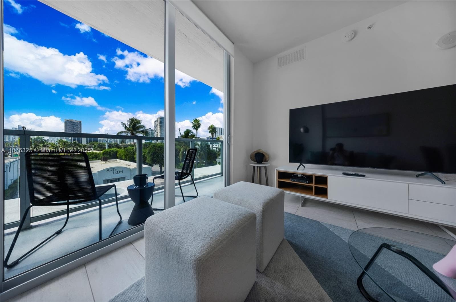 Quadro Condo, Miami, FL — 8