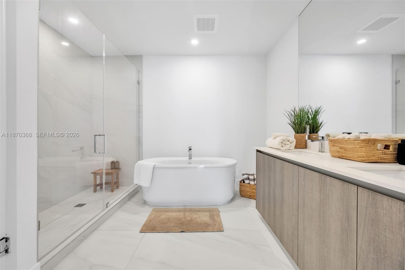 17550 Collins Ave # 1003, Sunny Isles Beach FL 33160 — 26