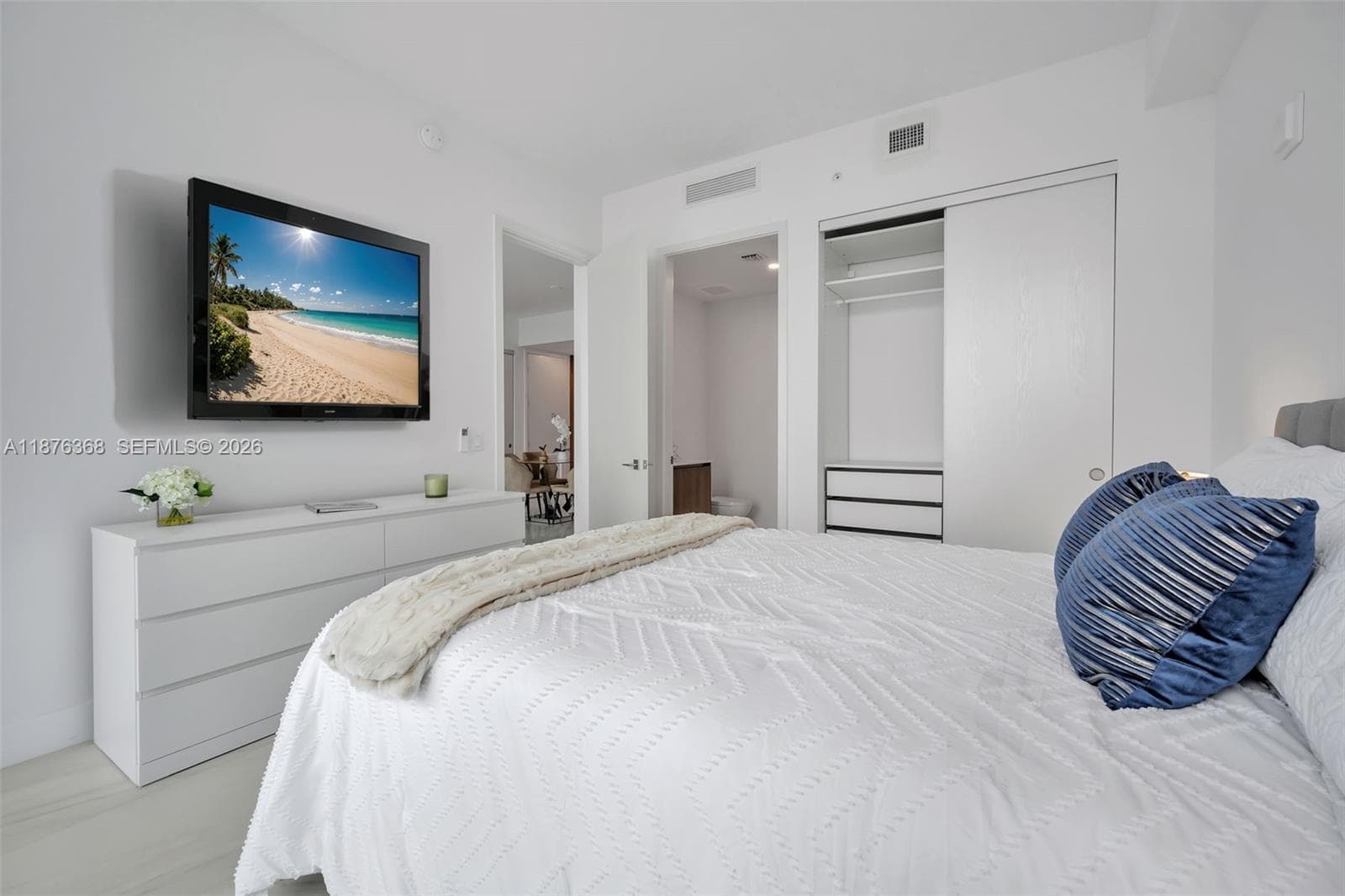 17550 Collins Ave # 1003, Sunny Isles Beach FL 33160 — 30