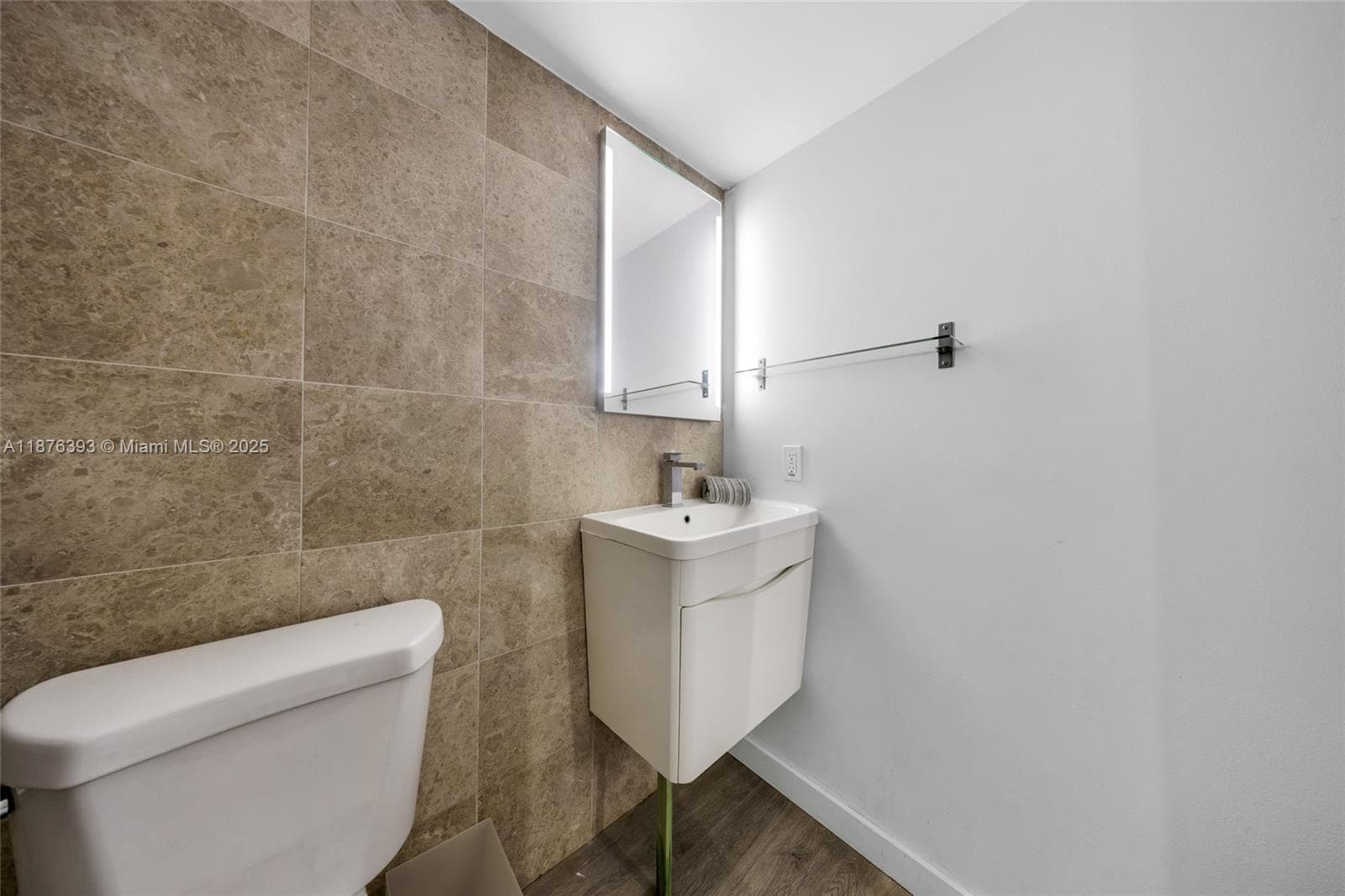 1228 West Ave # 312, Miami Beach FL 33139 — 24
