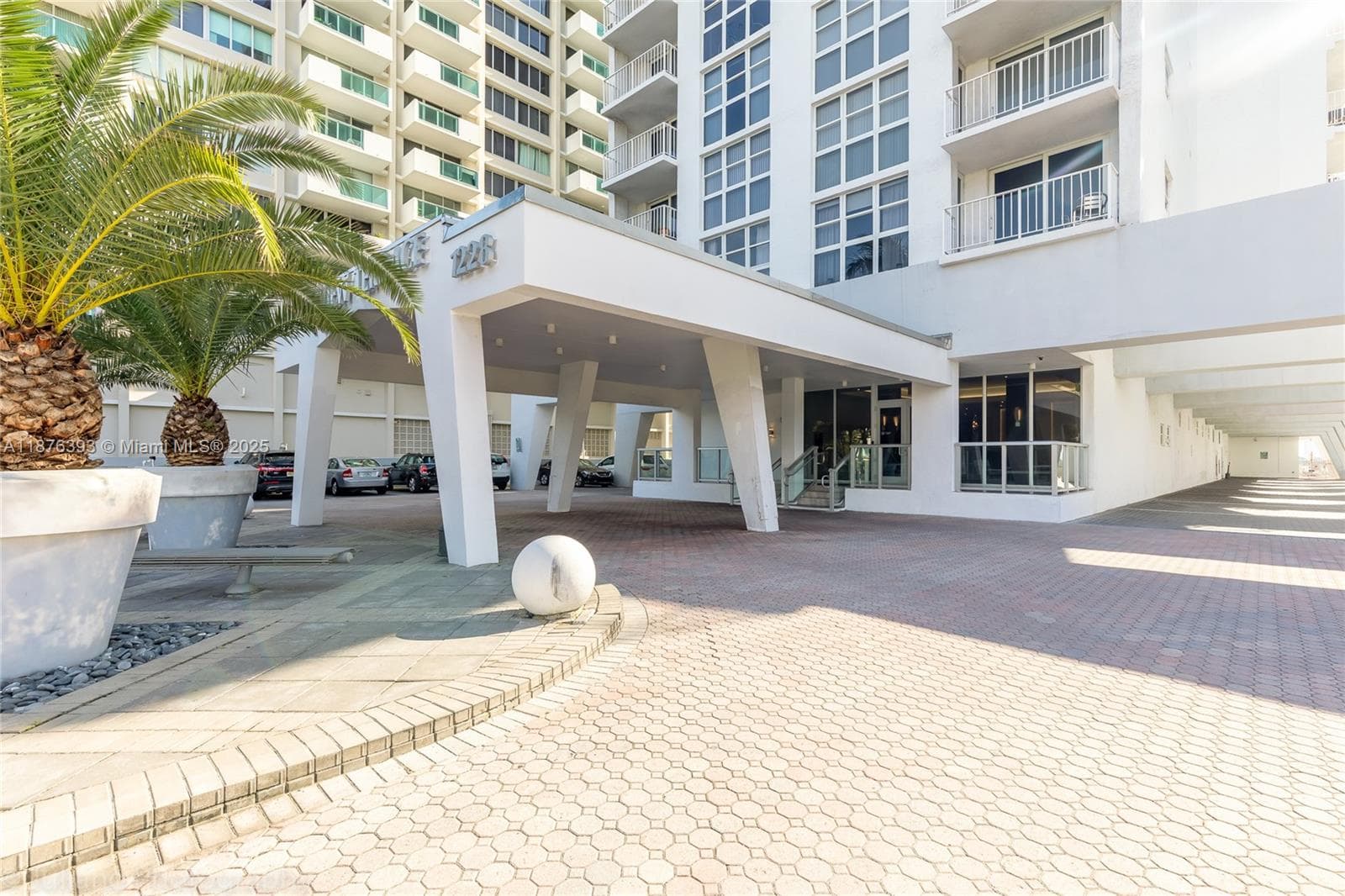 1228 West Ave # 312, Miami Beach FL 33139 — 29