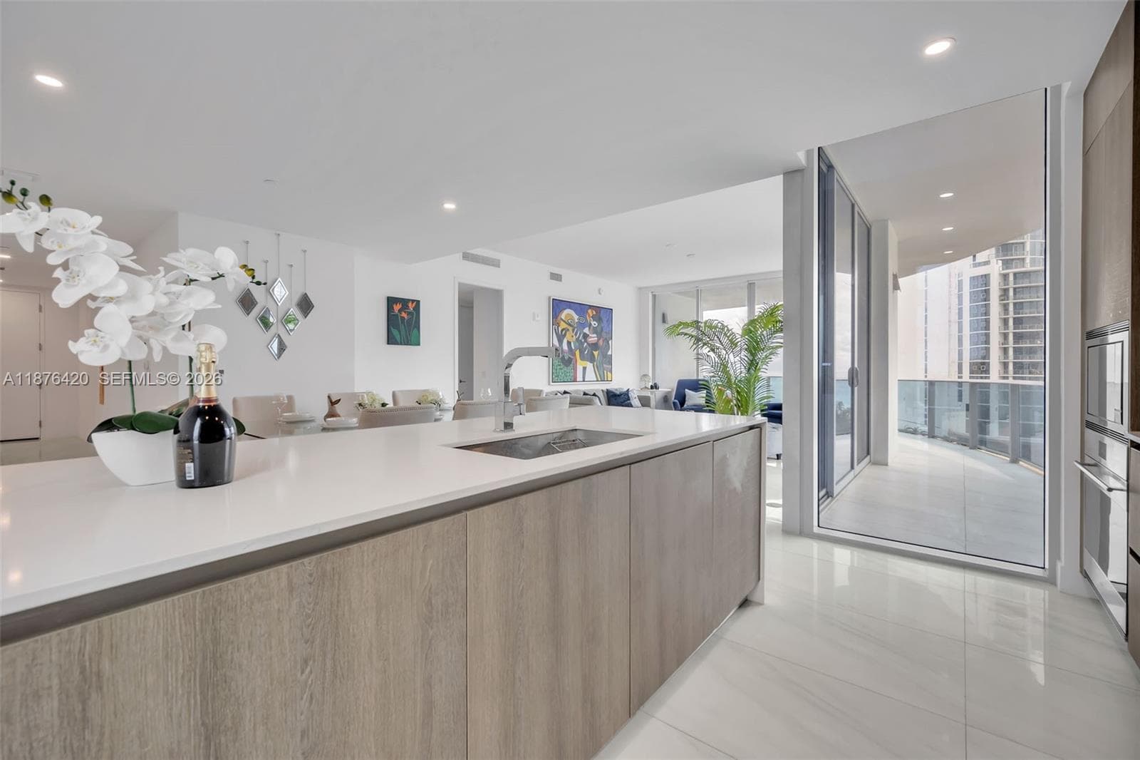 17550 Collins Ave # 801, Sunny Isles Beach FL 33160 — 33