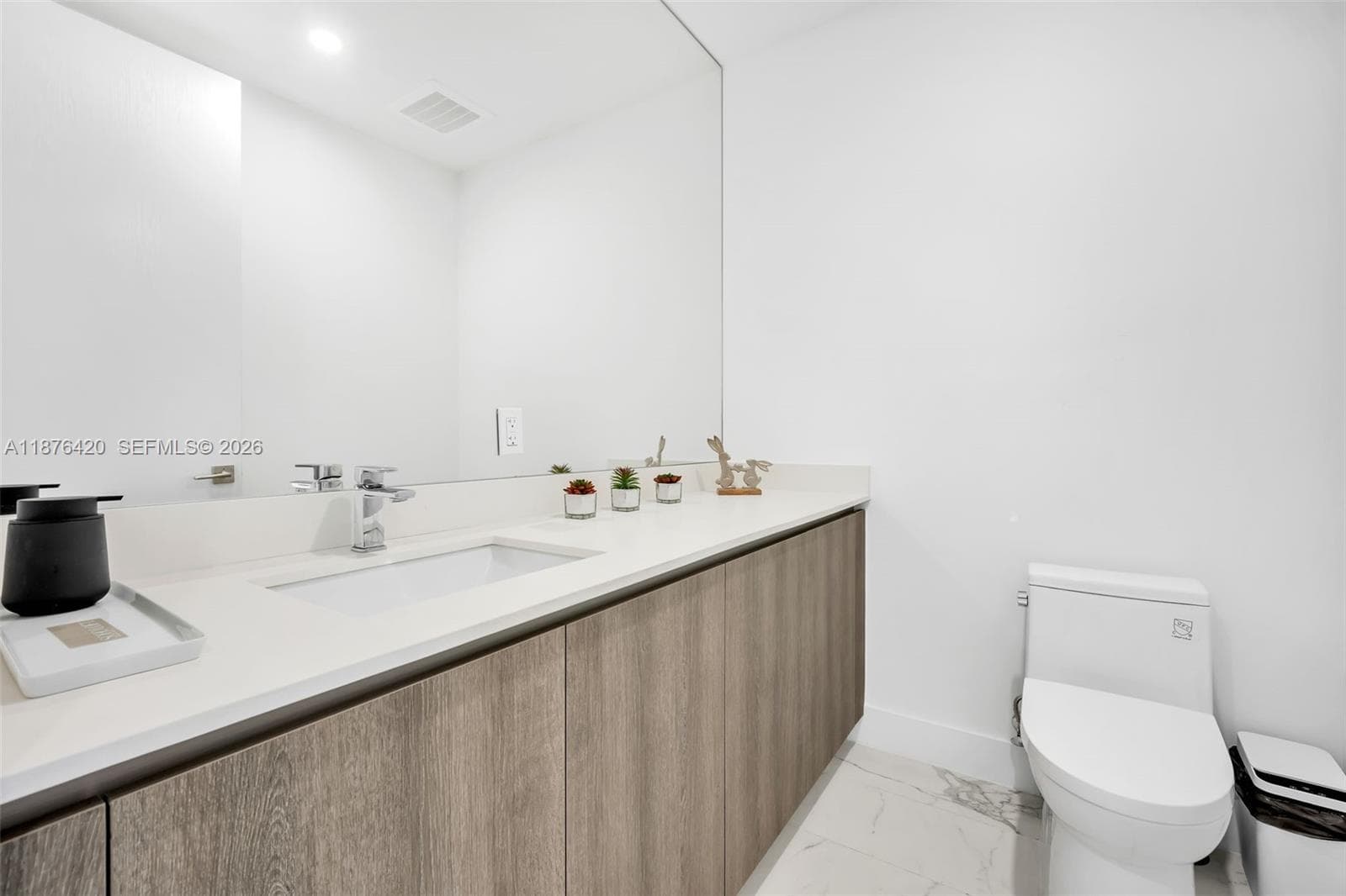 17550 Collins Ave # 801, Sunny Isles Beach FL 33160 — 39