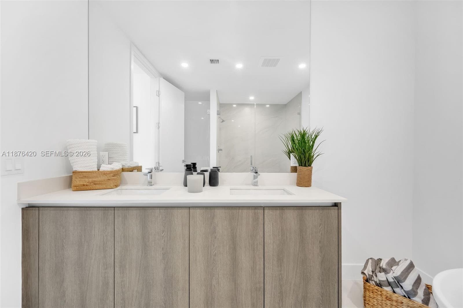 17550 Collins Ave # 801, Sunny Isles Beach FL 33160 — 29