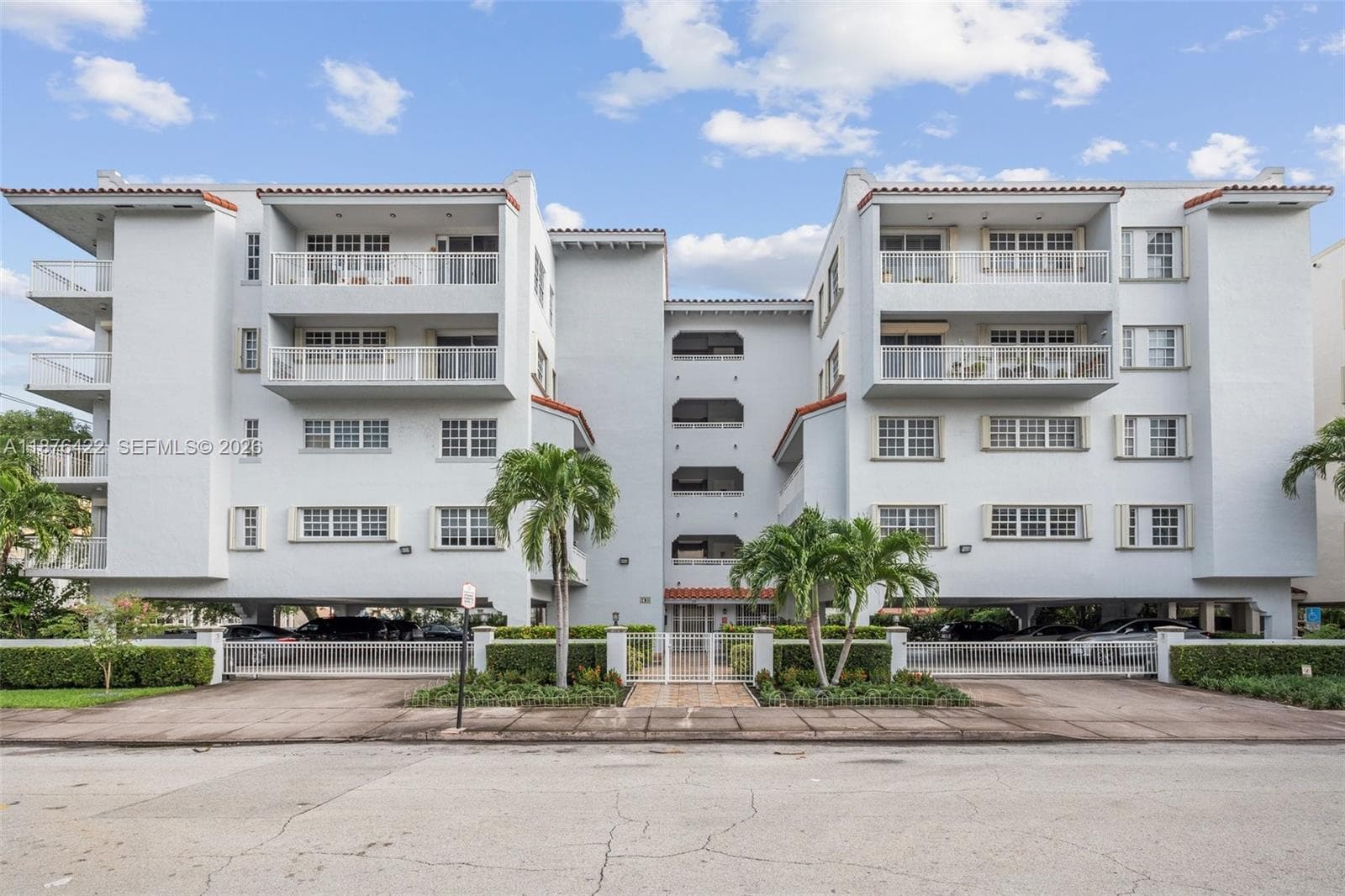49 Majorca Ave # 203, Coral Gables FL 33134 — 1