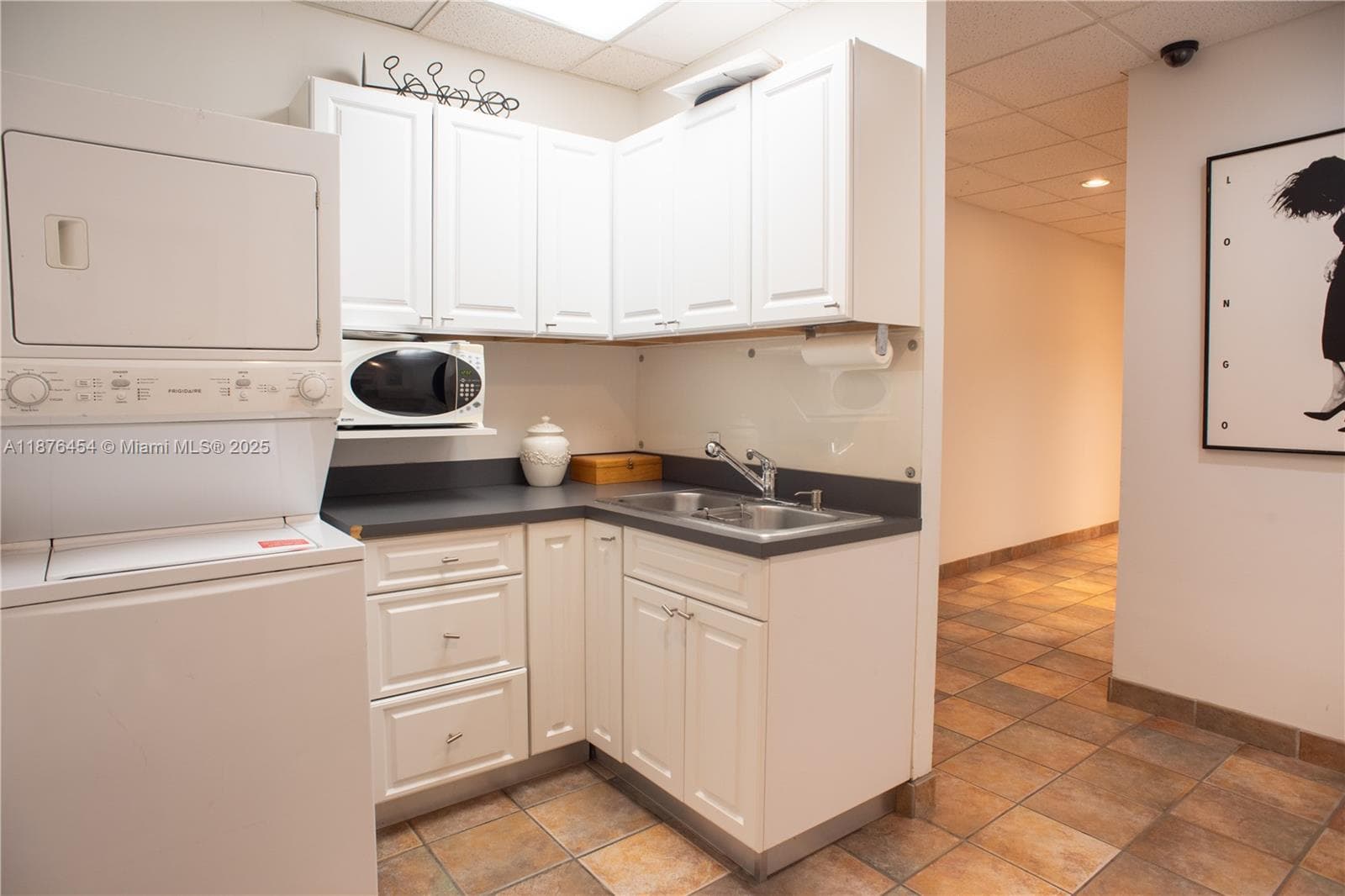 345 MIRACLE MILE, Coral Gables FL 33134 — 16