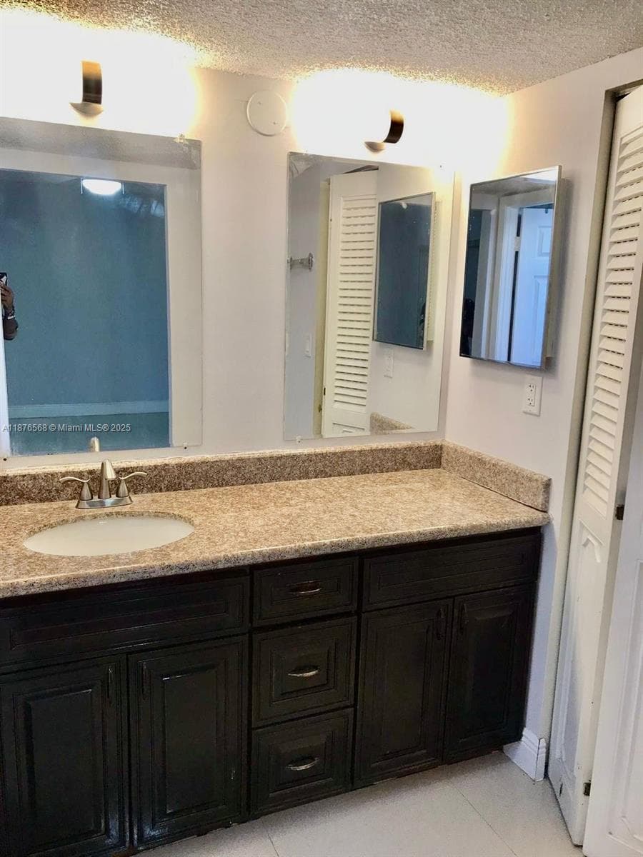 20381 NE 30th Ave # 7, Aventura FL 33180 — 13