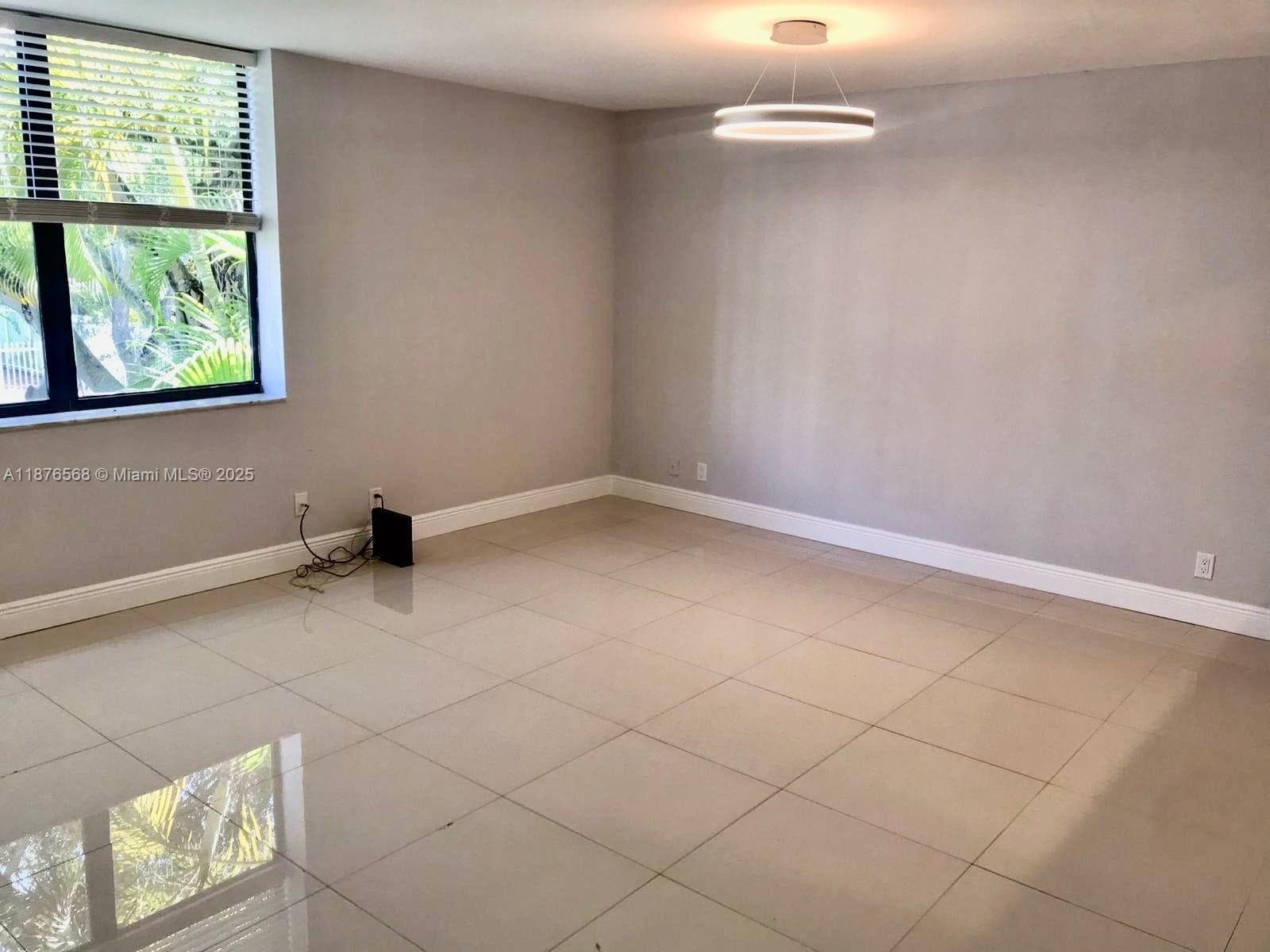 20381 NE 30th Ave # 7, Aventura FL 33180 — 8