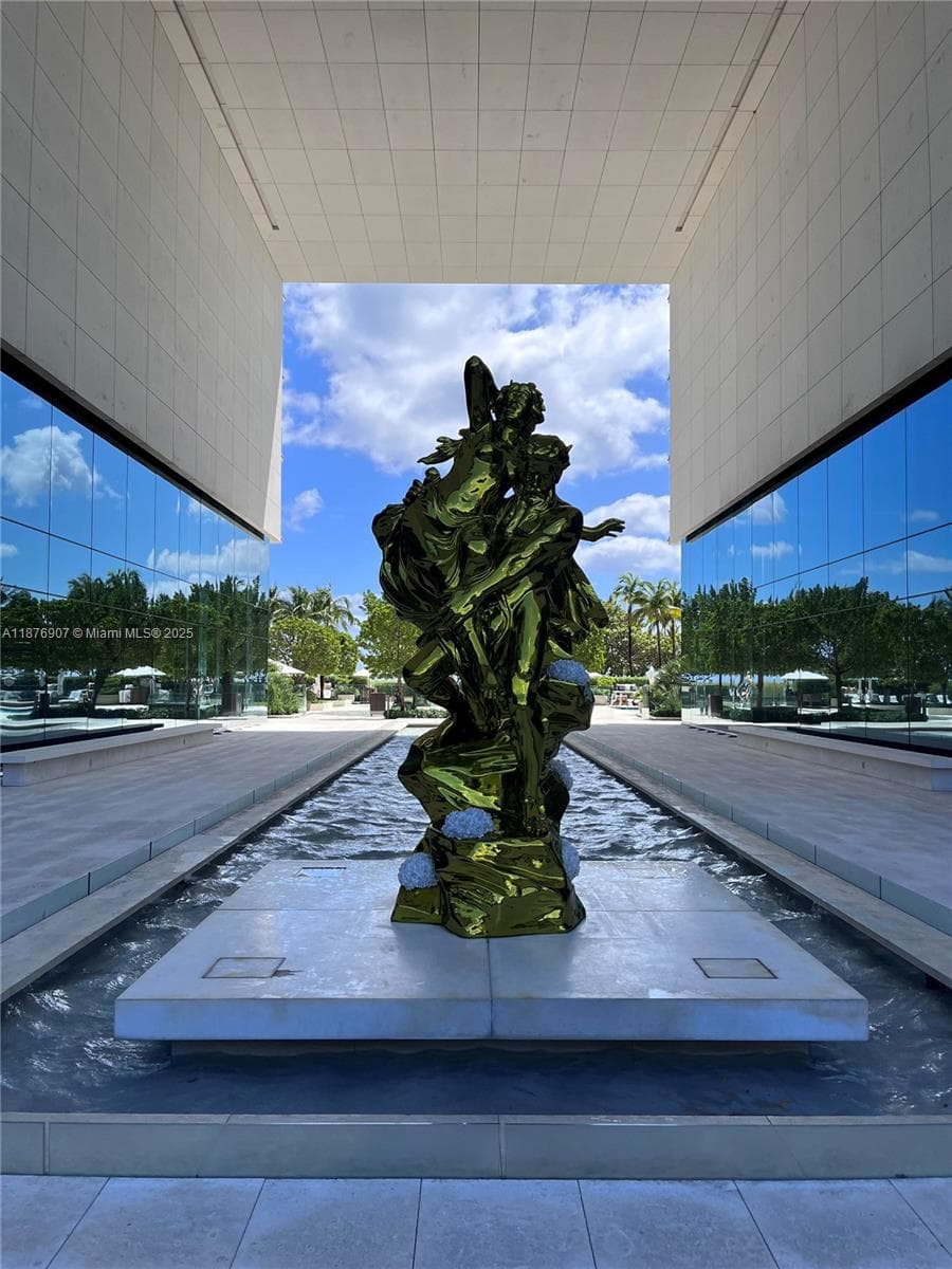 10201 Collins Ave # 301, Bal Harbour FL 33154 — 2