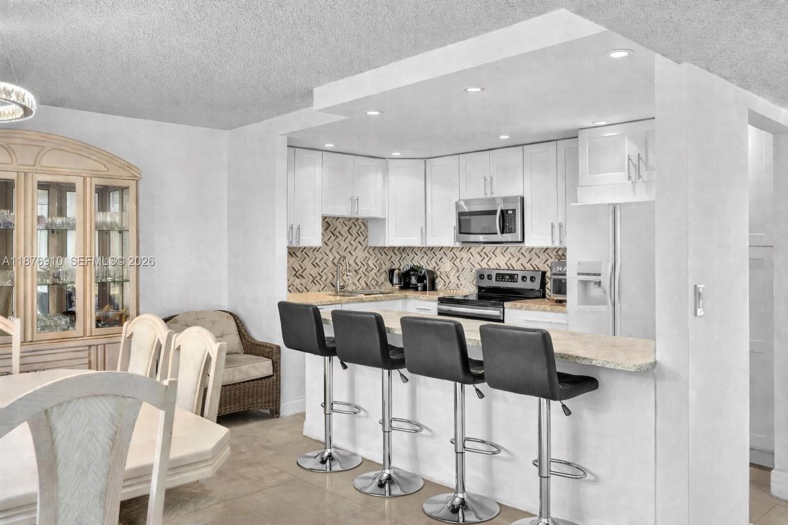 20401 NE 30th Ave # 8, Aventura FL 33180 — 1