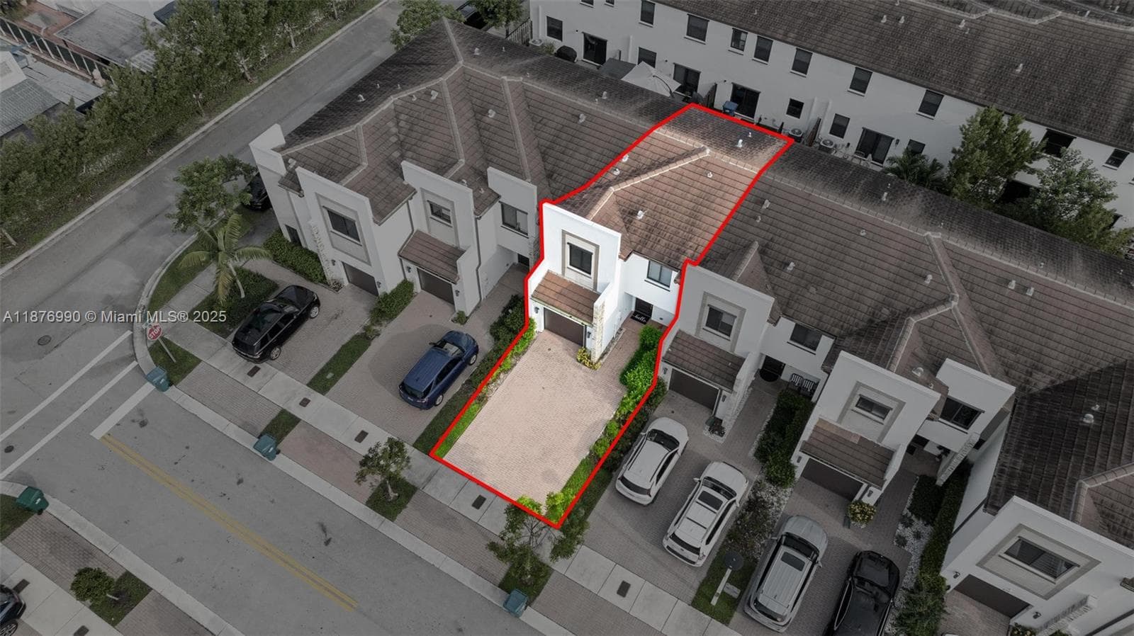 403 NE 212th St, Miami FL 33179 — 38