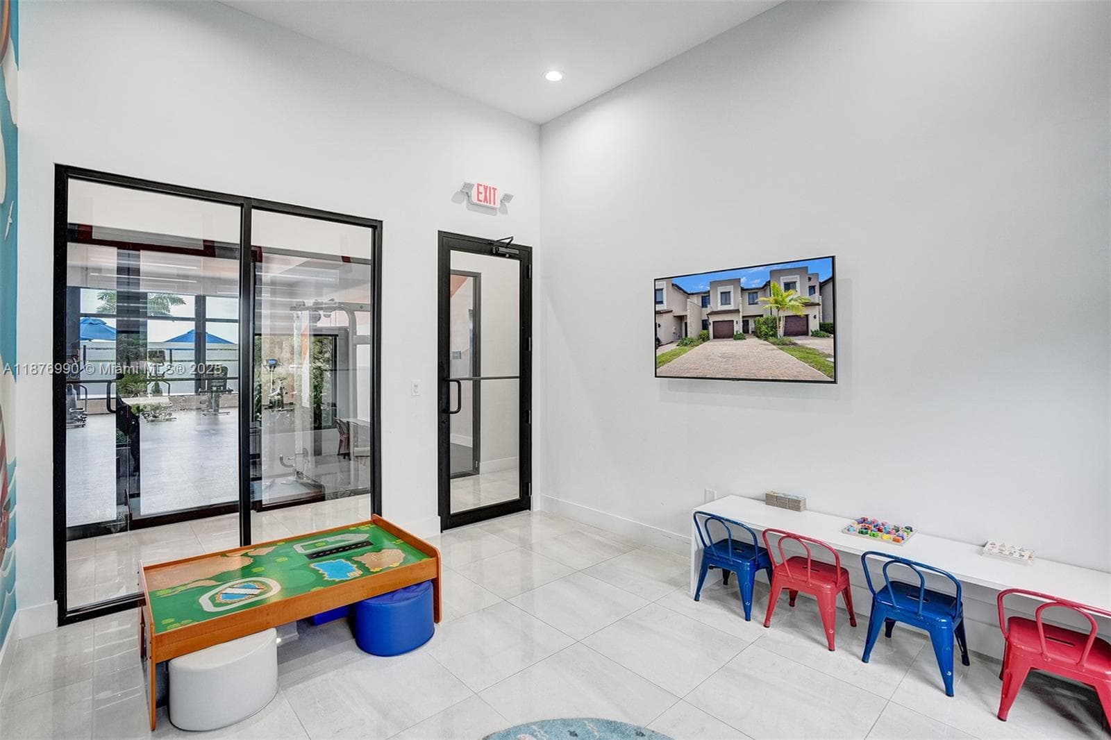 403 NE 212th St, Miami FL 33179 — 58