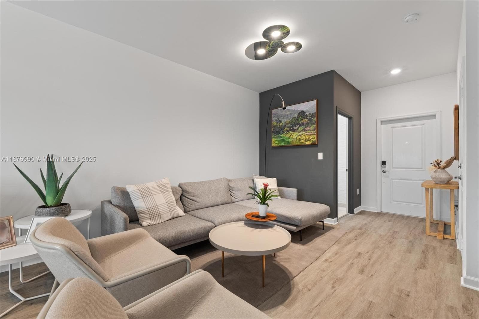 403 NE 212th St, Miami FL 33179 — 8