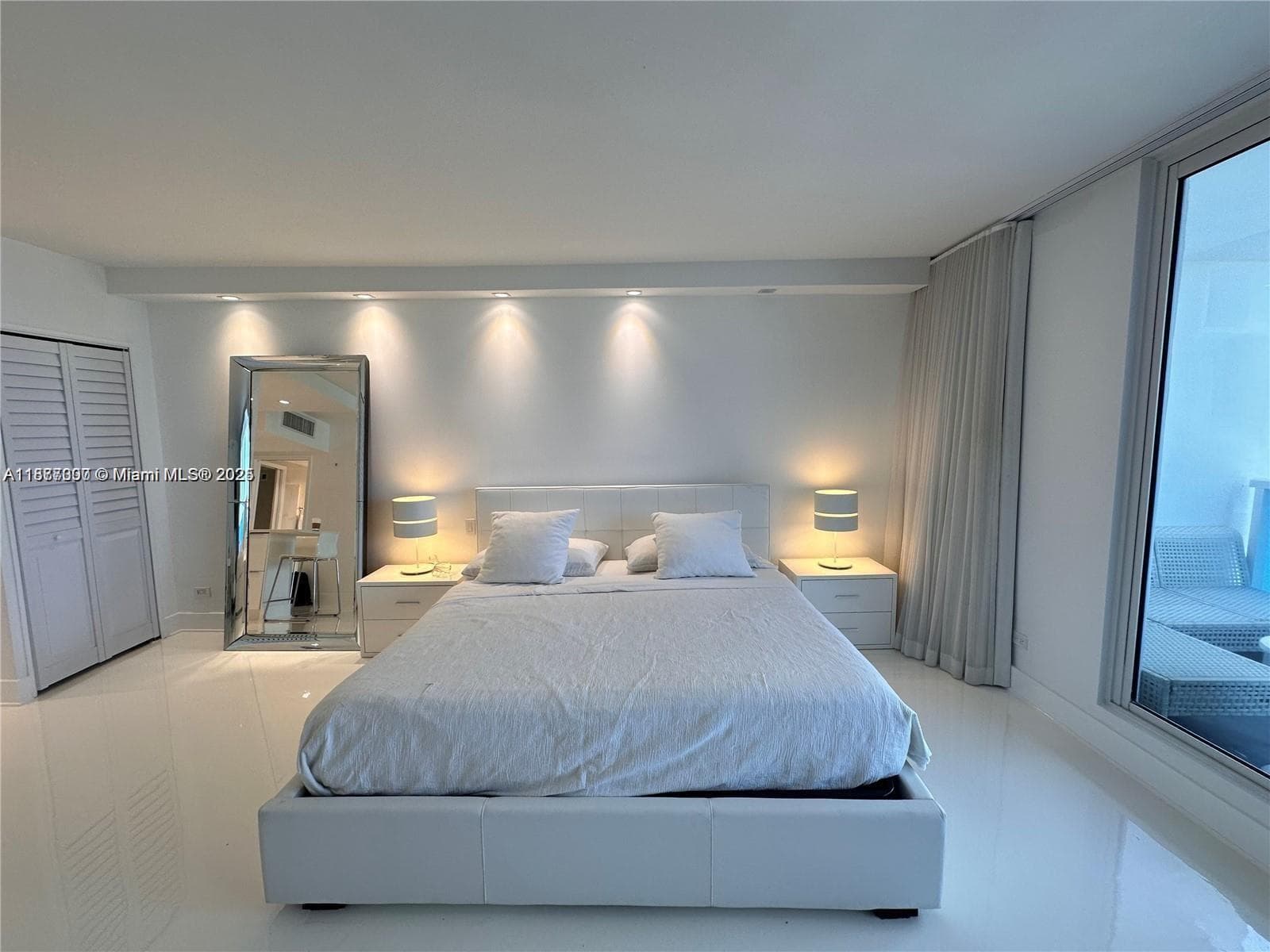 2301 Collins Ave # 611, Miami Beach FL 33139 — 6