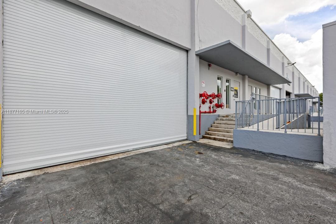 1700 NW 82nd Ave # 1820, Doral FL 33126 — 36