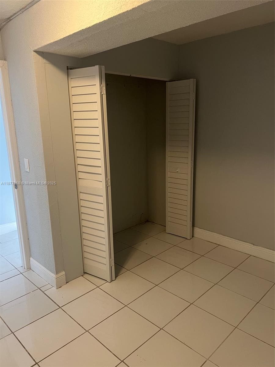 1780 NE 191st St # 2, Miami FL 33179 — 9
