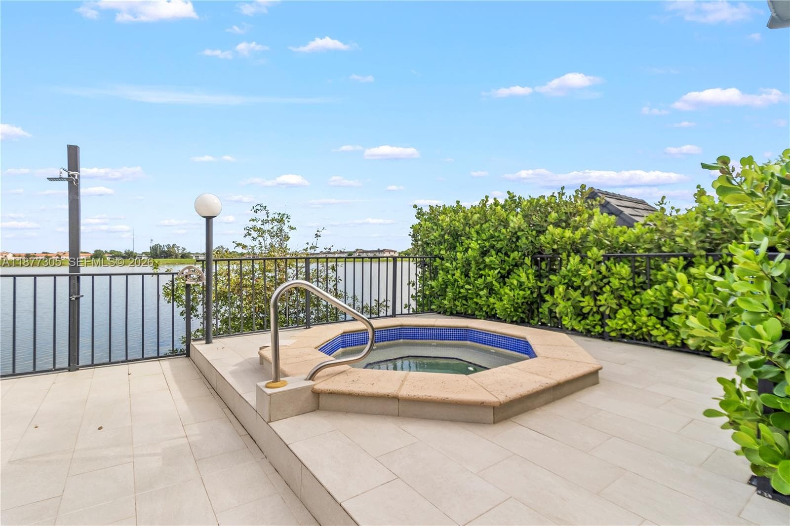 481 Ives Dairy Rd # 4, Miami FL 33179 — 26