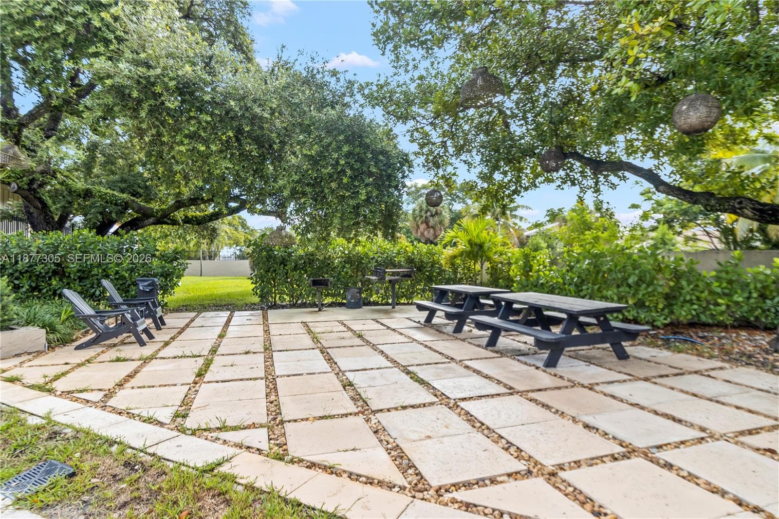 481 Ives Dairy Rd # 4, Miami FL 33179 — 30
