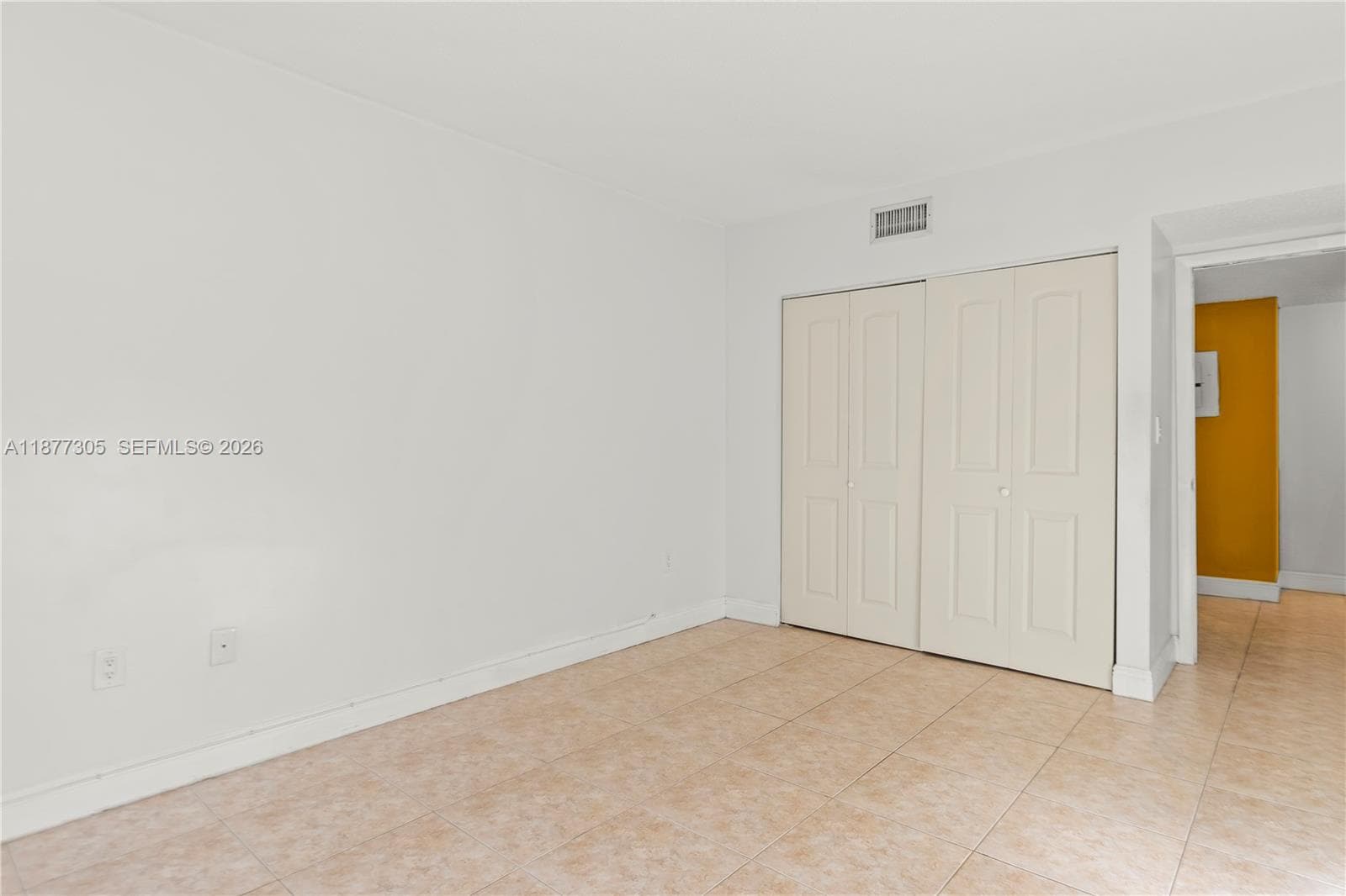 481 Ives Dairy Rd # 4, Miami FL 33179 — 18