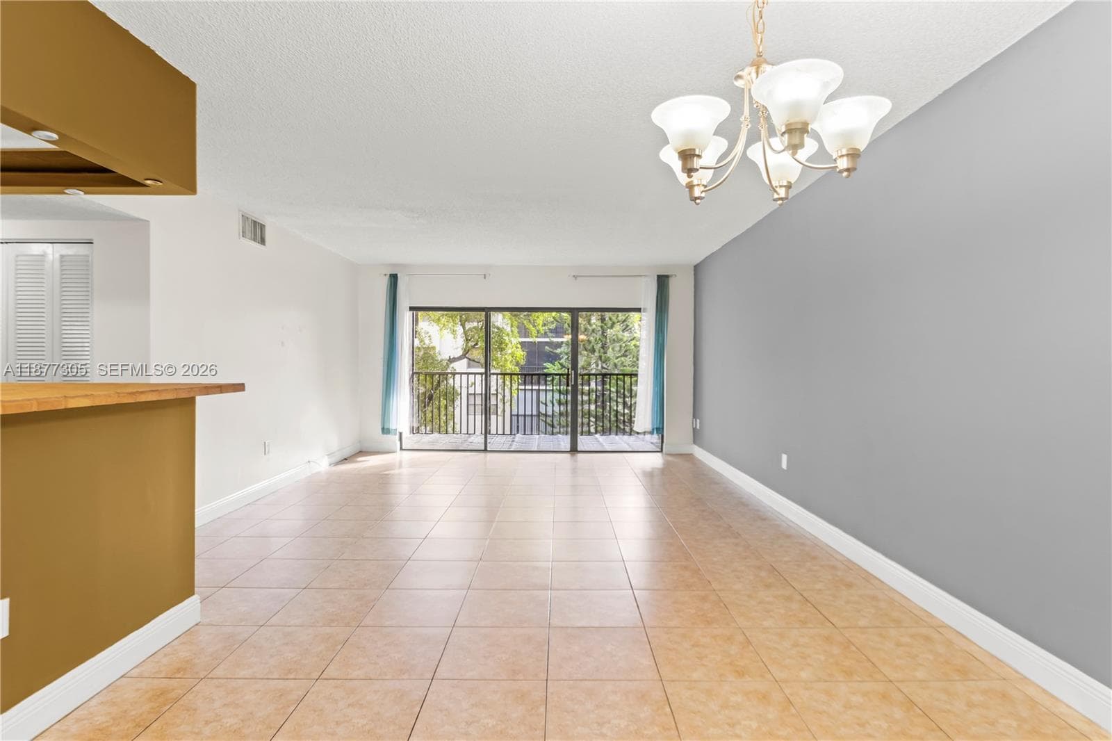 481 Ives Dairy Rd # 4, Miami FL 33179 — 4