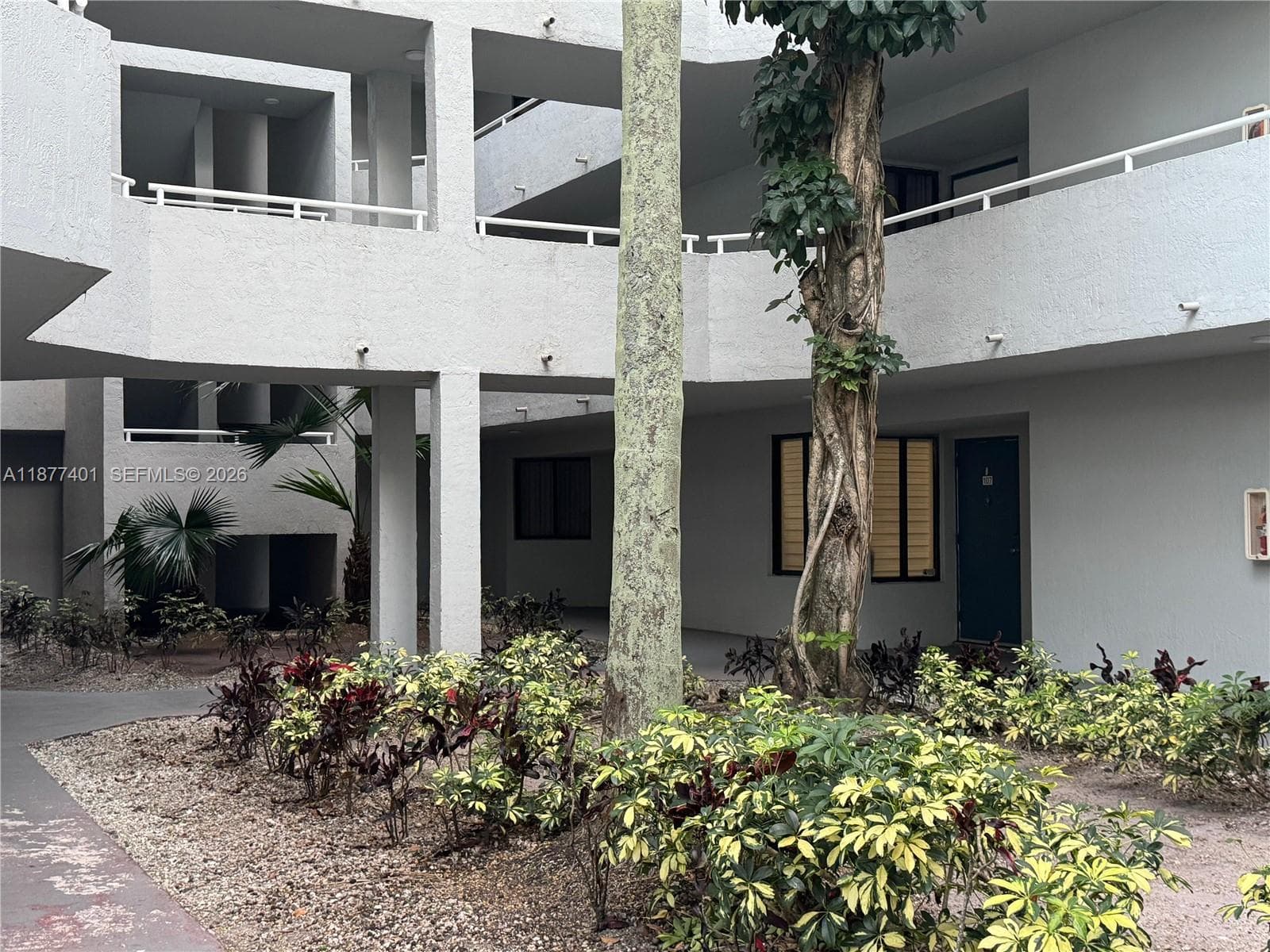 8205 SW 152nd Ave # 414, Miami FL 33193 — 16