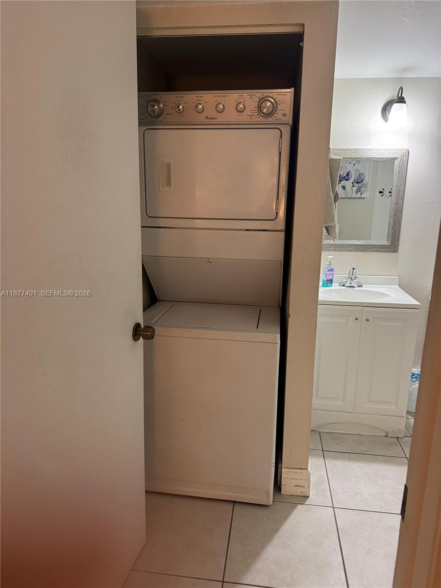 8205 SW 152nd Ave # 414, Miami FL 33193 — 11