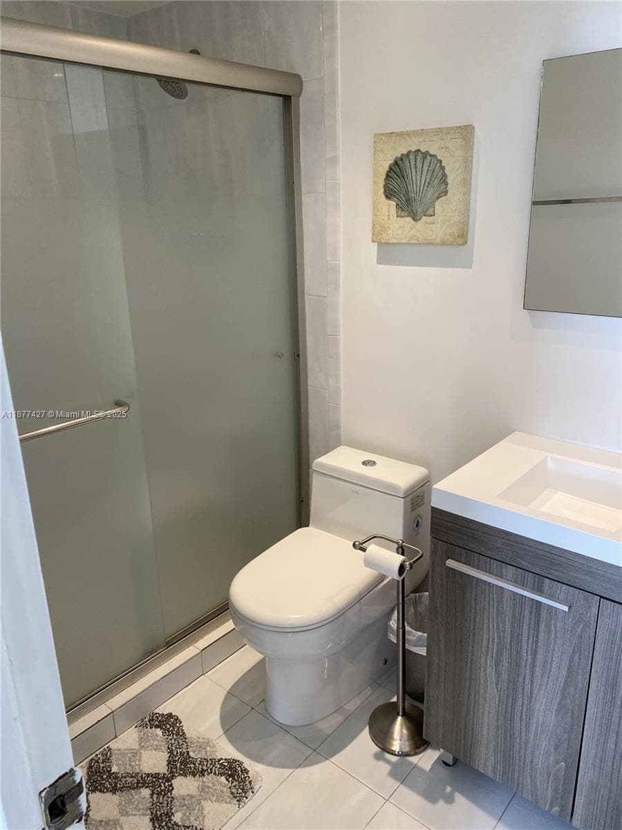 10185 Collins Ave # 319, Bal Harbour FL 33154 — 19
