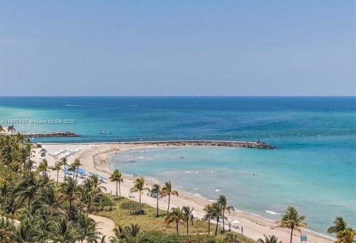 10185 Collins Ave # 319, Bal Harbour FL 33154 — 25