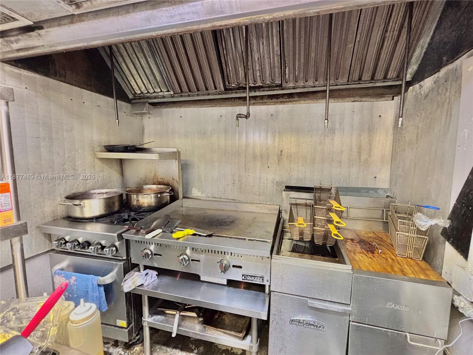 Cafeteria / Bar For Sale by the Palmetto, Miami FL 33155 — 10
