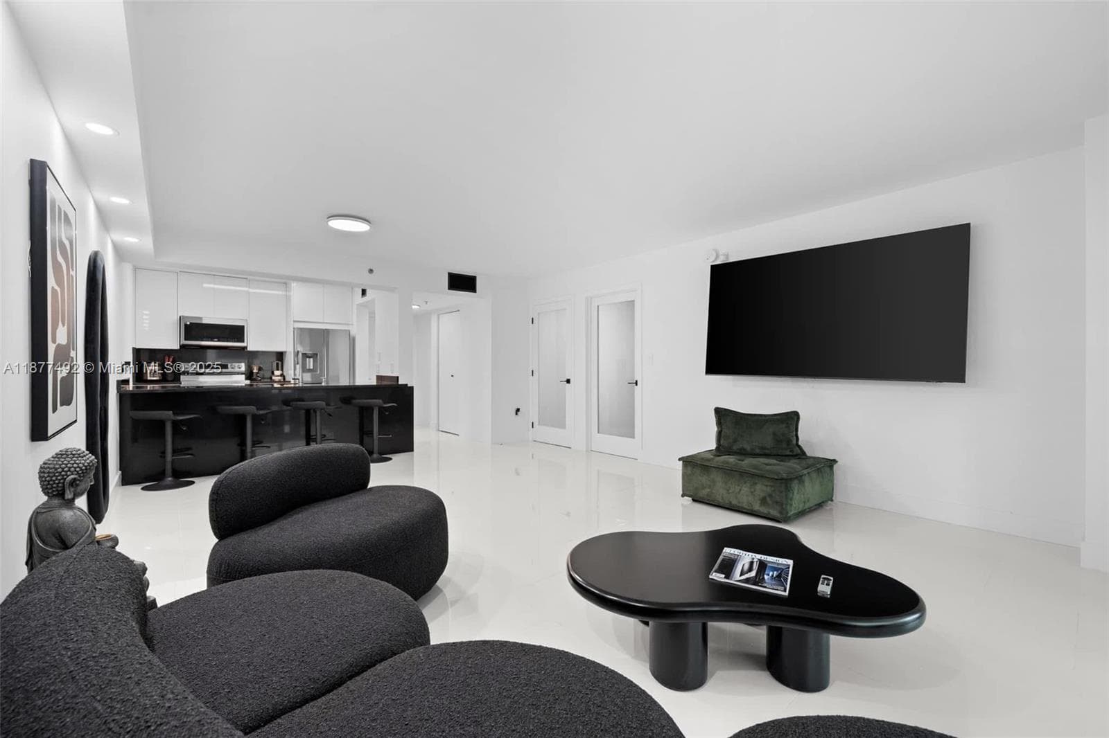 1200 Brickell Bay Dr # 2812, Miami FL 33131 — 17