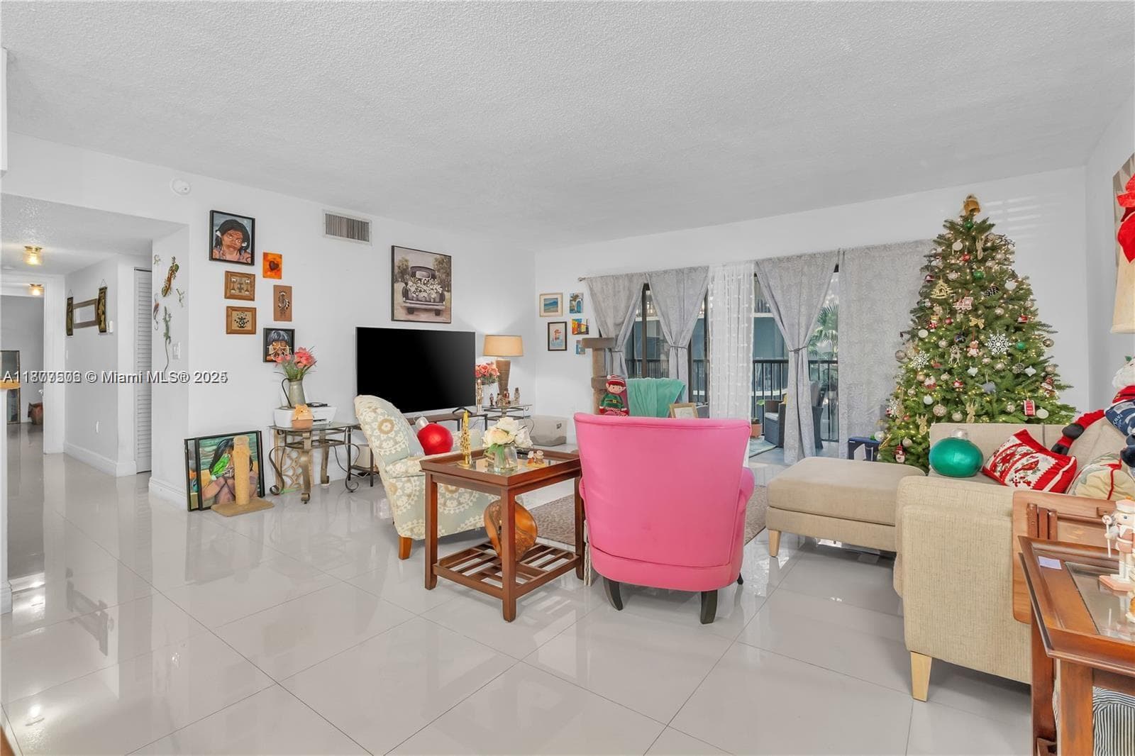 491 Ives Dairy Rd # 5, Miami FL 33179 — 16