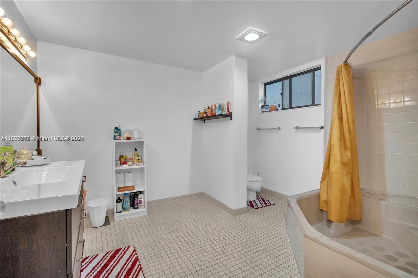491 Ives Dairy Rd # 5, Miami FL 33179 — 11