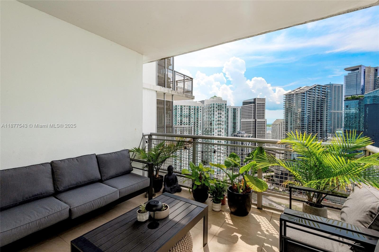 350 S Miami Ave # 3508, Miami FL 33130 — 3