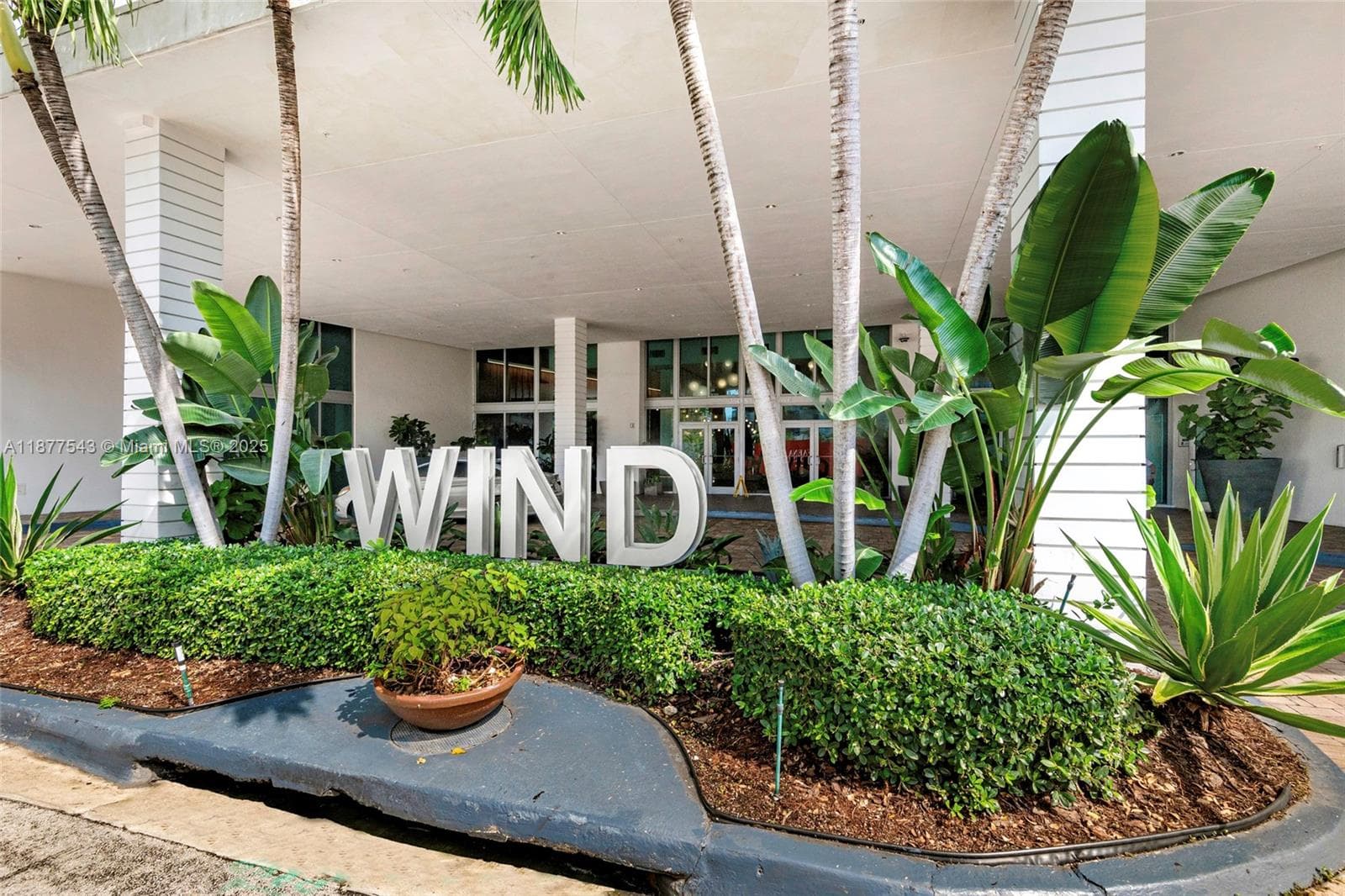 350 S Miami Ave # 3508, Miami FL 33130 — 28
