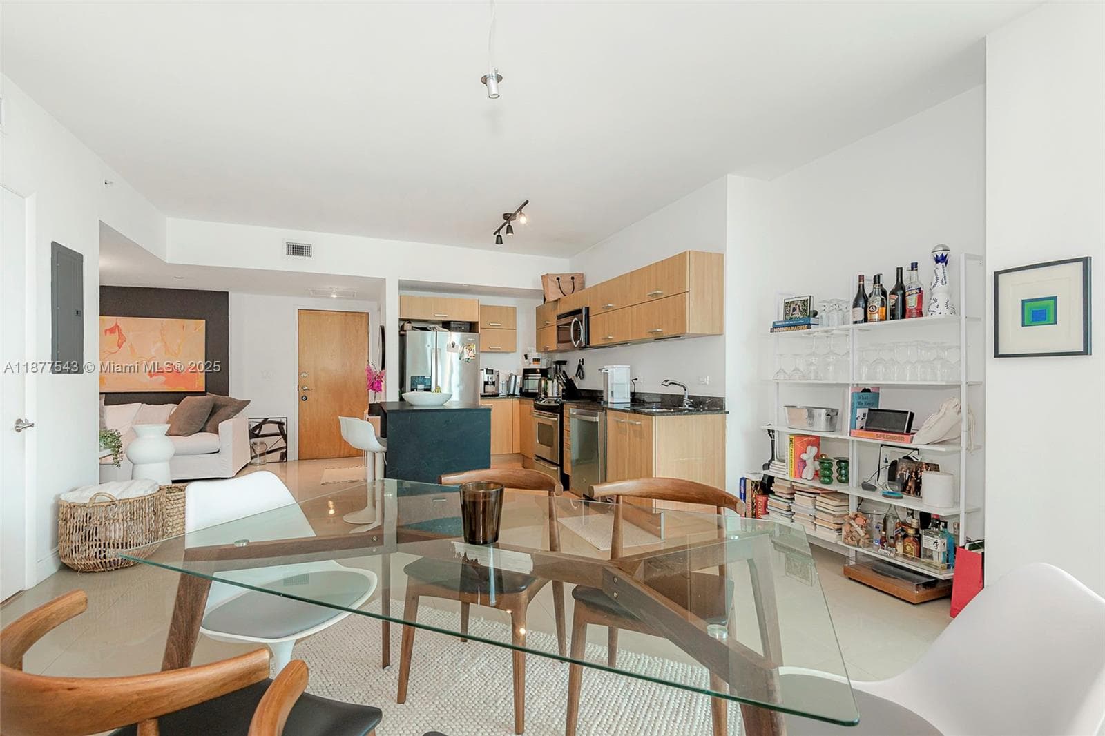 350 S Miami Ave # 3508, Miami FL 33130 — 5