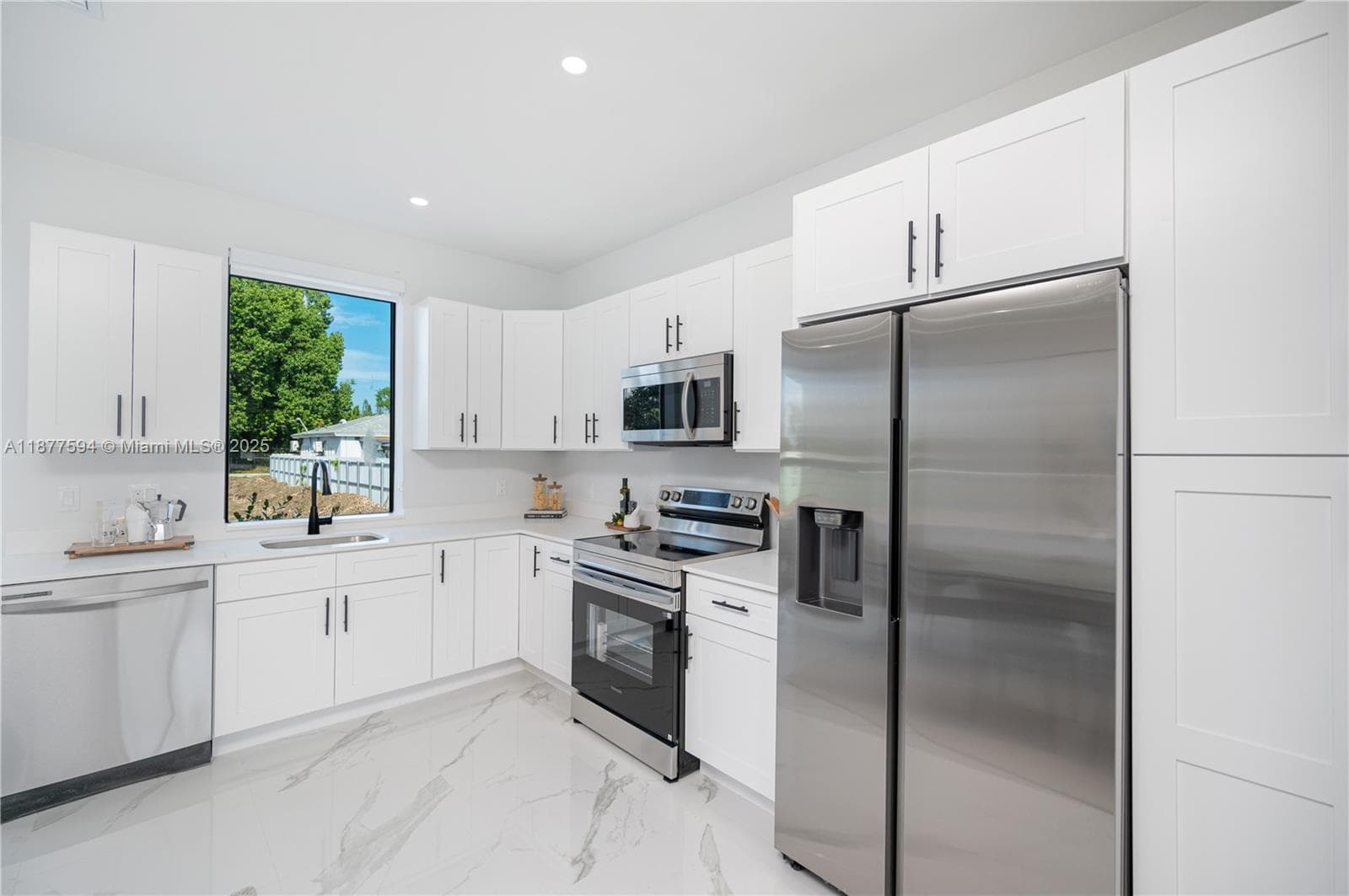 238 NW 2nd St # 6, Florida City FL 33034 — 6