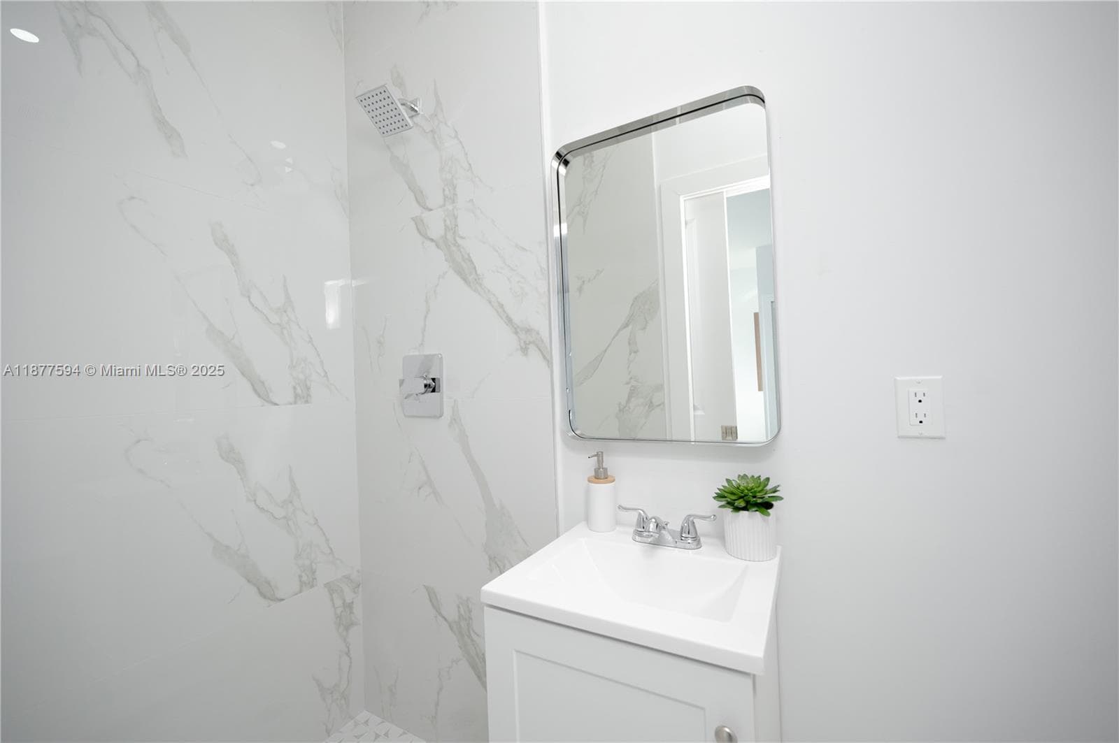 238 NW 2nd St # 6, Florida City FL 33034 — 13