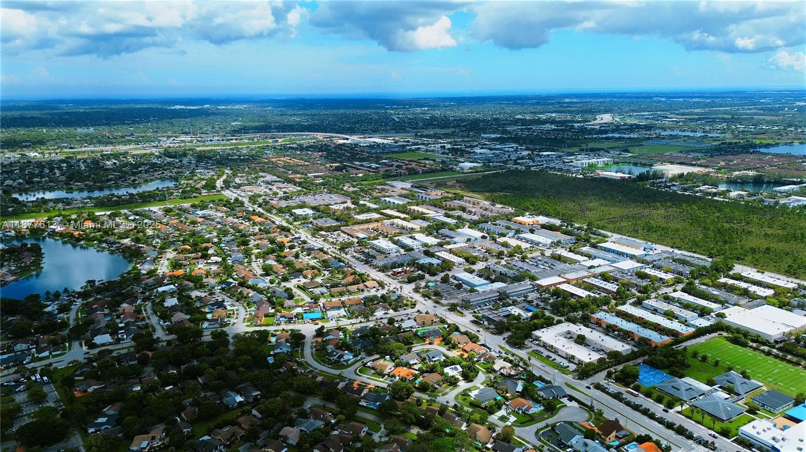 Miami, FL — 24