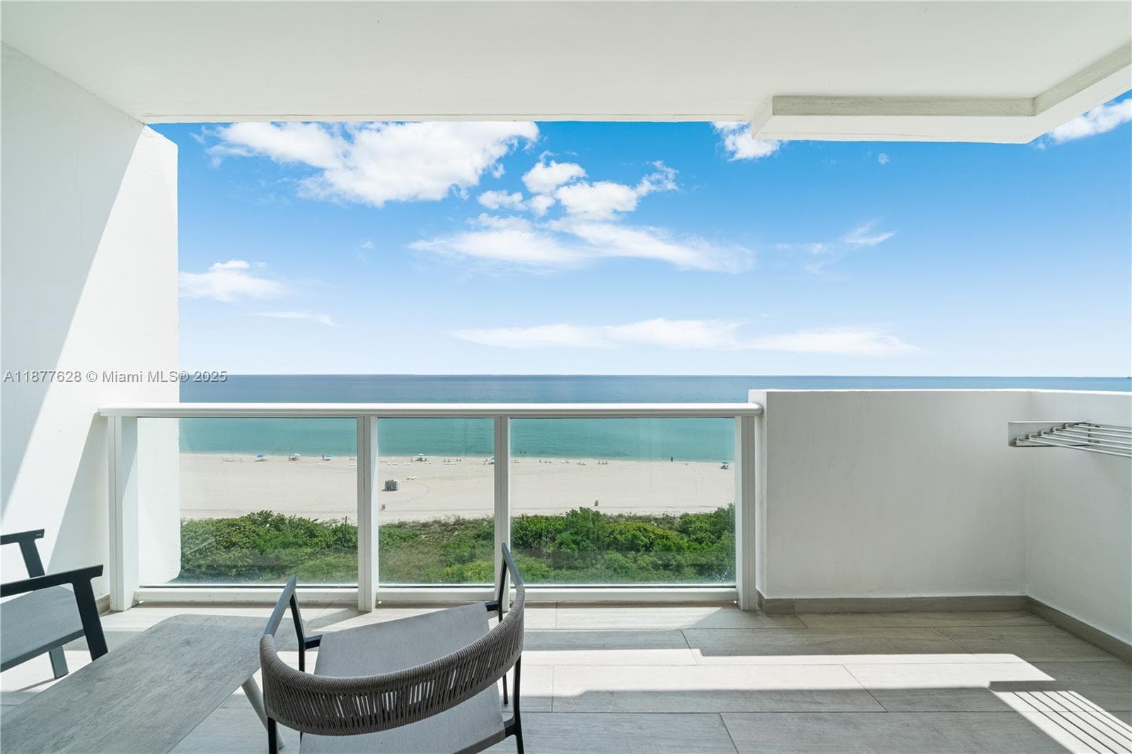 5601 Collins Ave # 1011, Miami Beach FL 33140 — 14