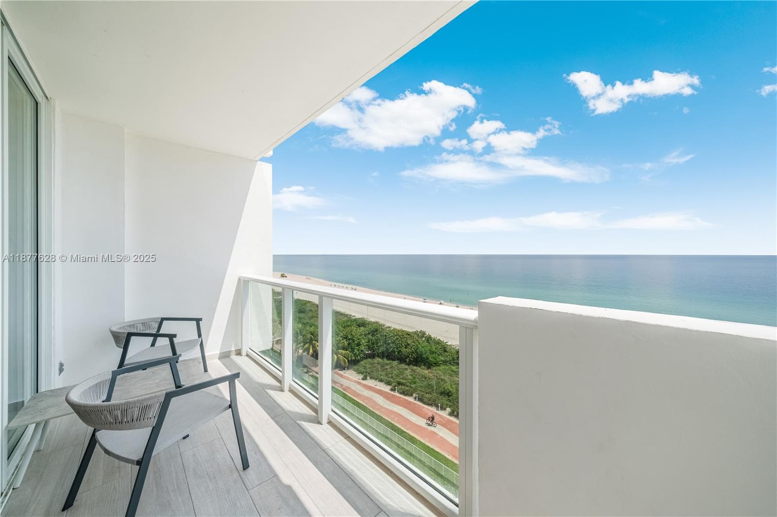 5601 Collins Ave # 1011, Miami Beach FL 33140 — 15