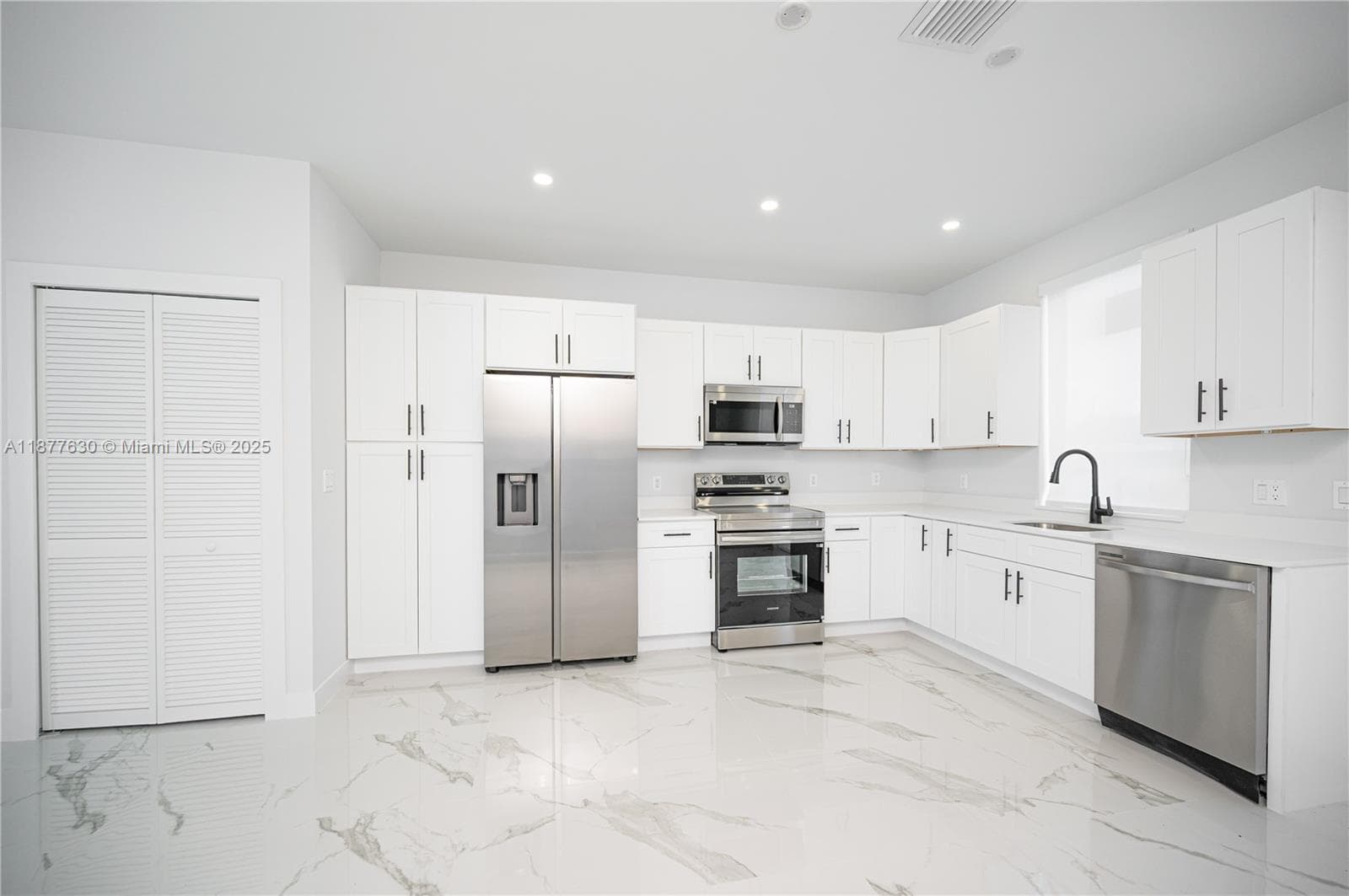 238NW 2nd St # 5, Florida City FL 33034 — 1