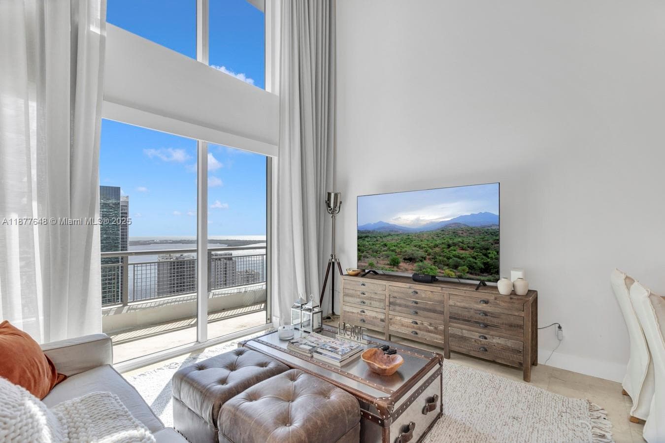 60 SW 13th St # 3402, Miami FL 33130 — 2