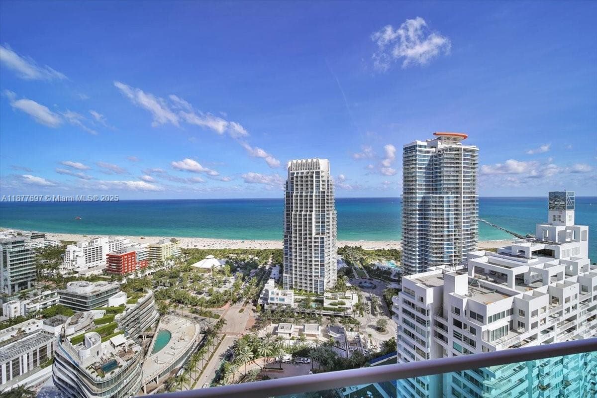 300 S Pointe Dr # 2806, Miami Beach FL 33139 — 10