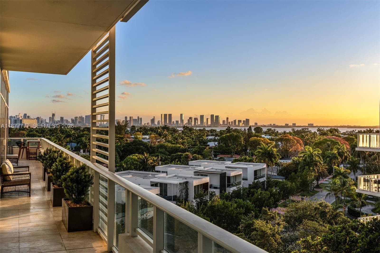 4701 N Meridian Ave # 512, Miami Beach FL 33140 — 2
