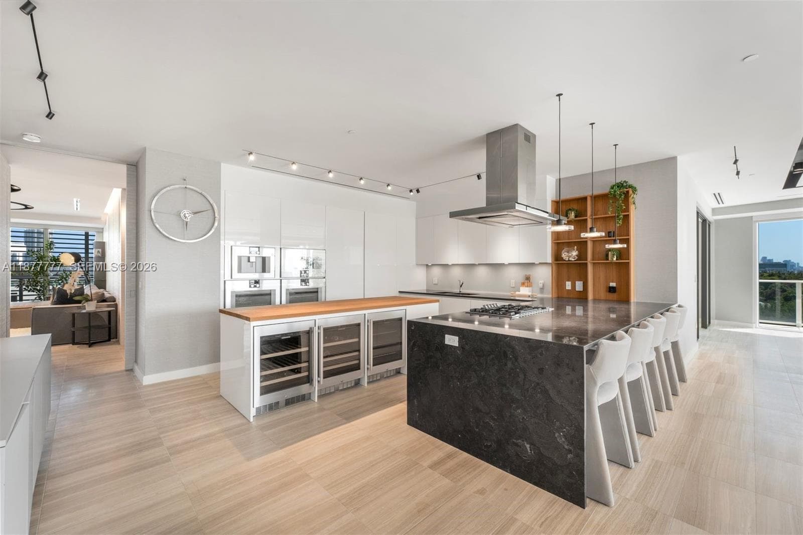 4701 N Meridian Ave # 512, Miami Beach FL 33140 — 6