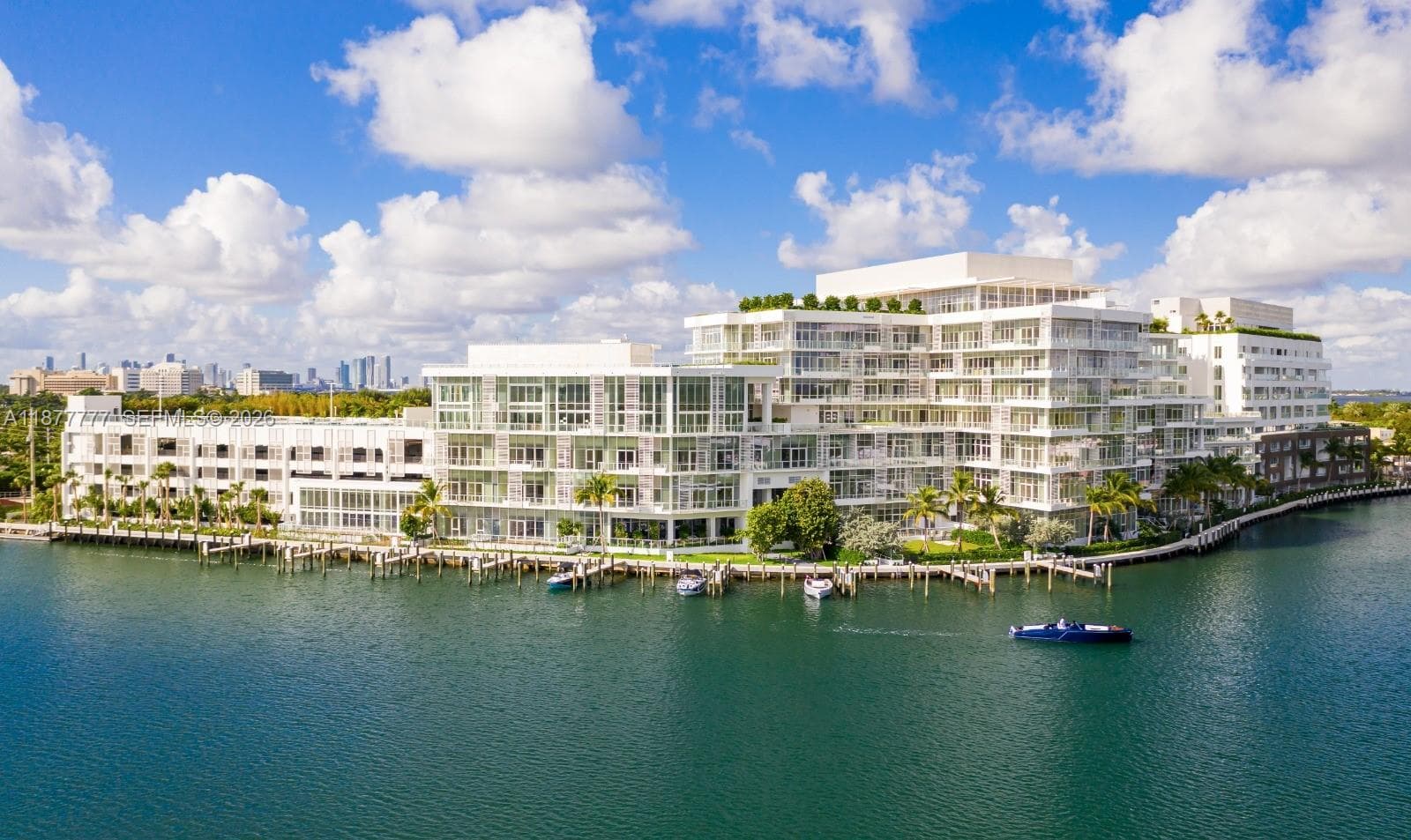 4701 N Meridian Ave # 512, Miami Beach FL 33140 — 52